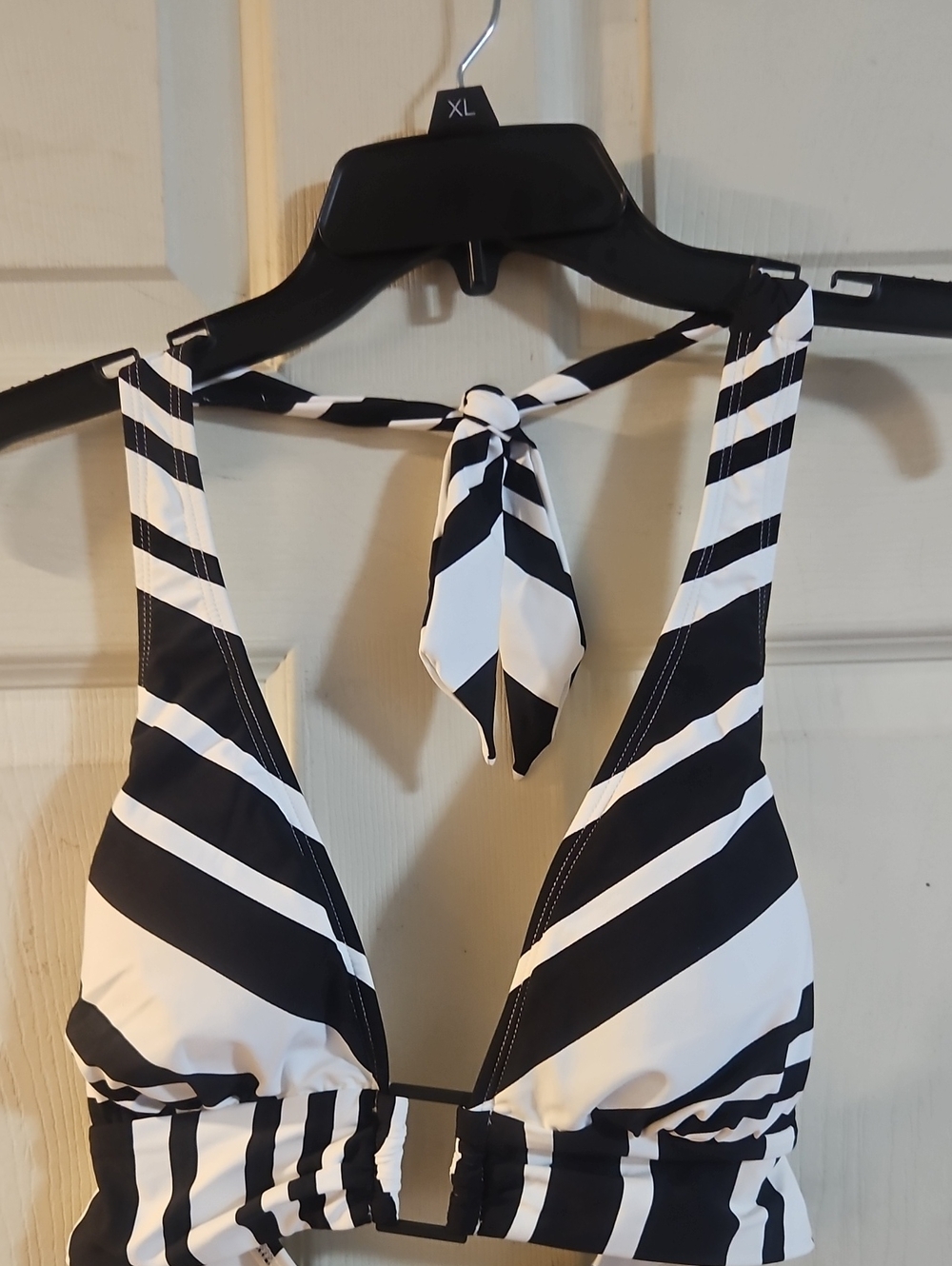 ANNE COLE BLACK/WHITE STRIPED BIKINI TOP: NEW WITH TAGS: SIZE S